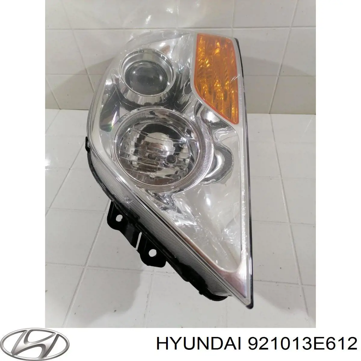 Фари Hyundai/Kia 921013E612 ціна, від 107.73 USD