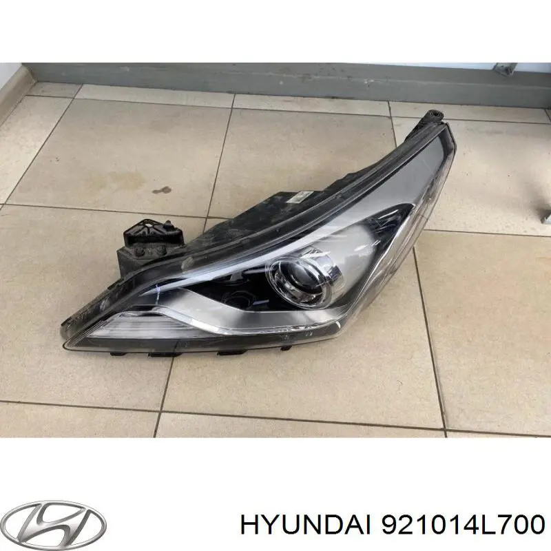 921014L700 Hyundai/Kia Основна фара в зборі ліва