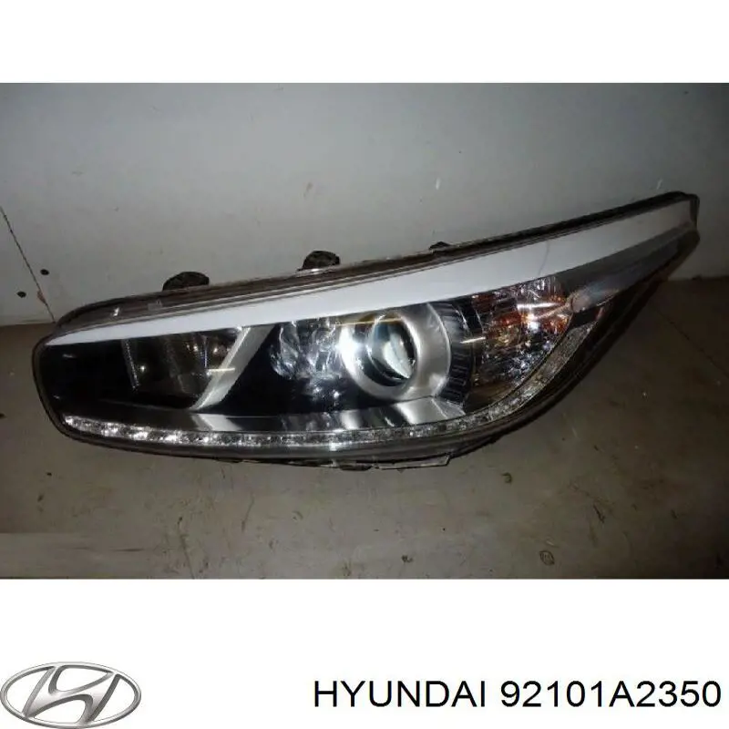 92101A2350 Hyundai/Kia Фара дальнього світла в зборі
