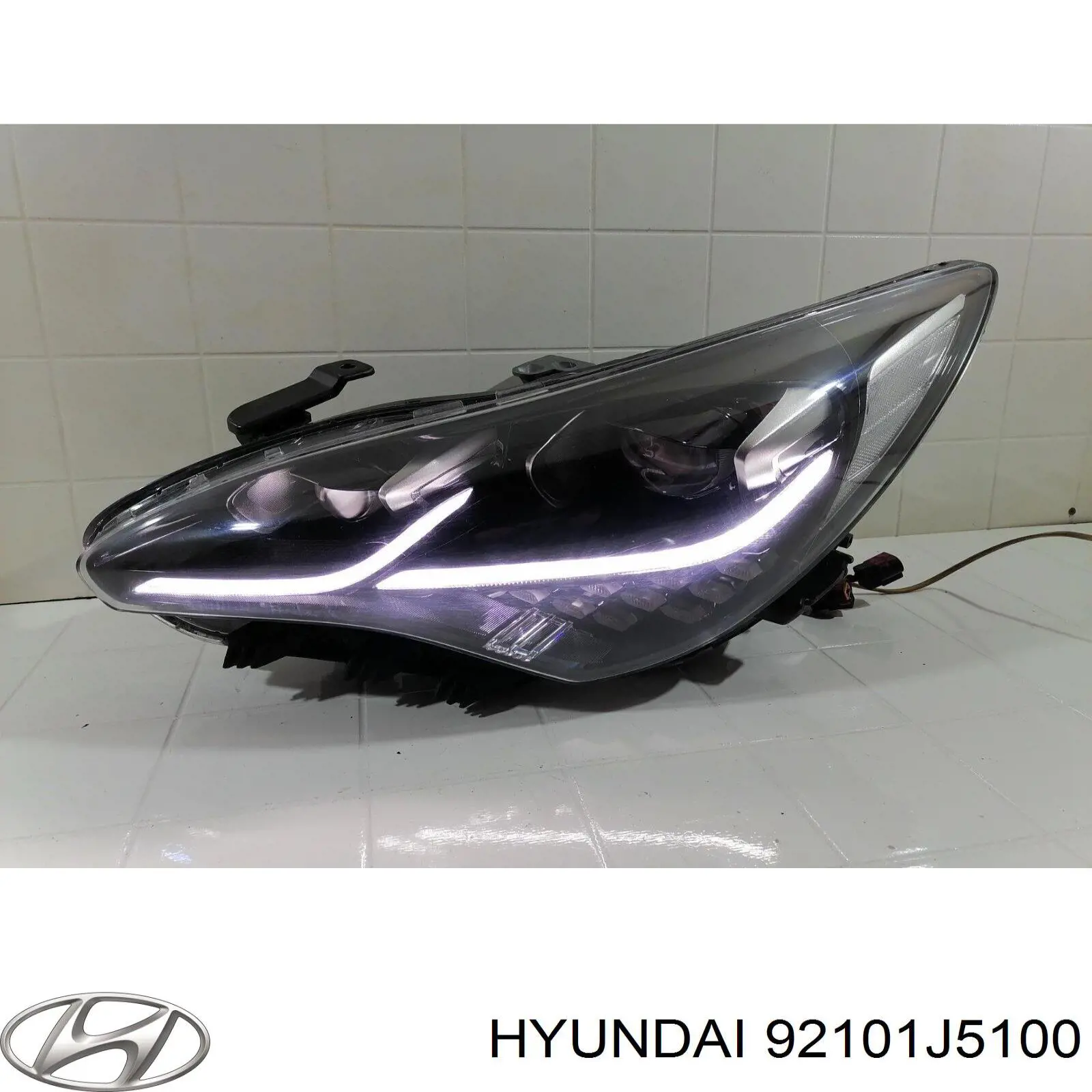 Фари Hyundai/Kia 92101J5100 ціна, від 693.65 USD