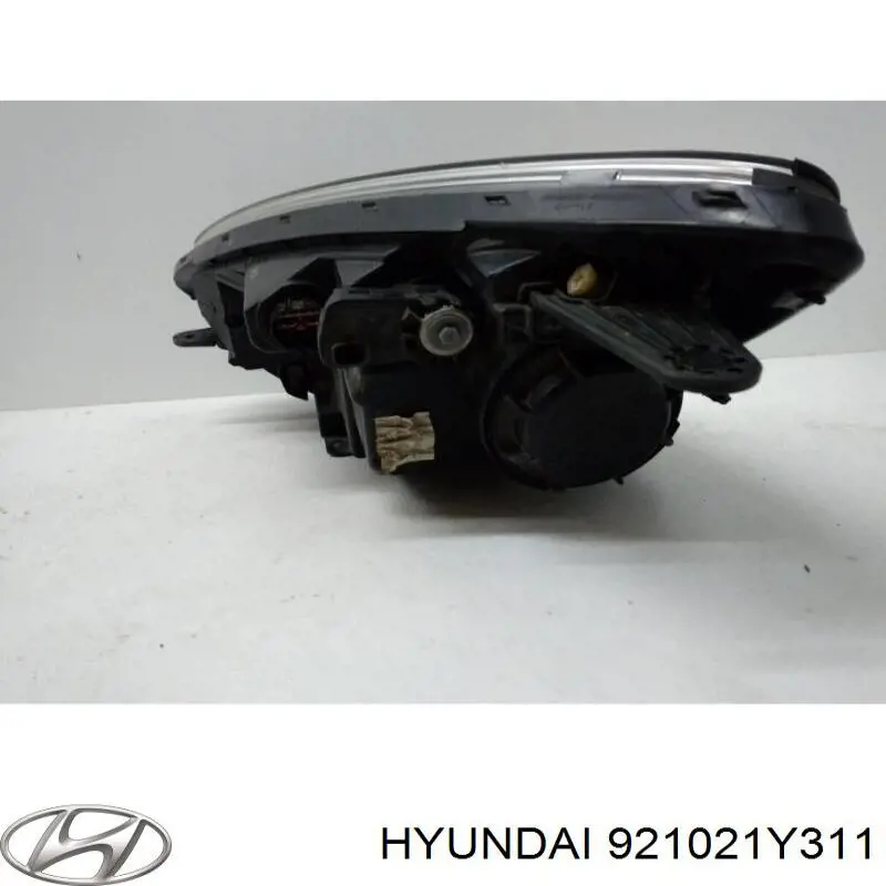 921021Y310 Hyundai/Kia фара права