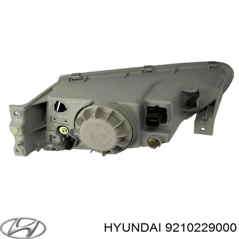 Фара права 9210229000 Hyundai/Kia