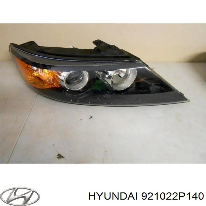 921022P140 Hyundai/Kia Фара правая
