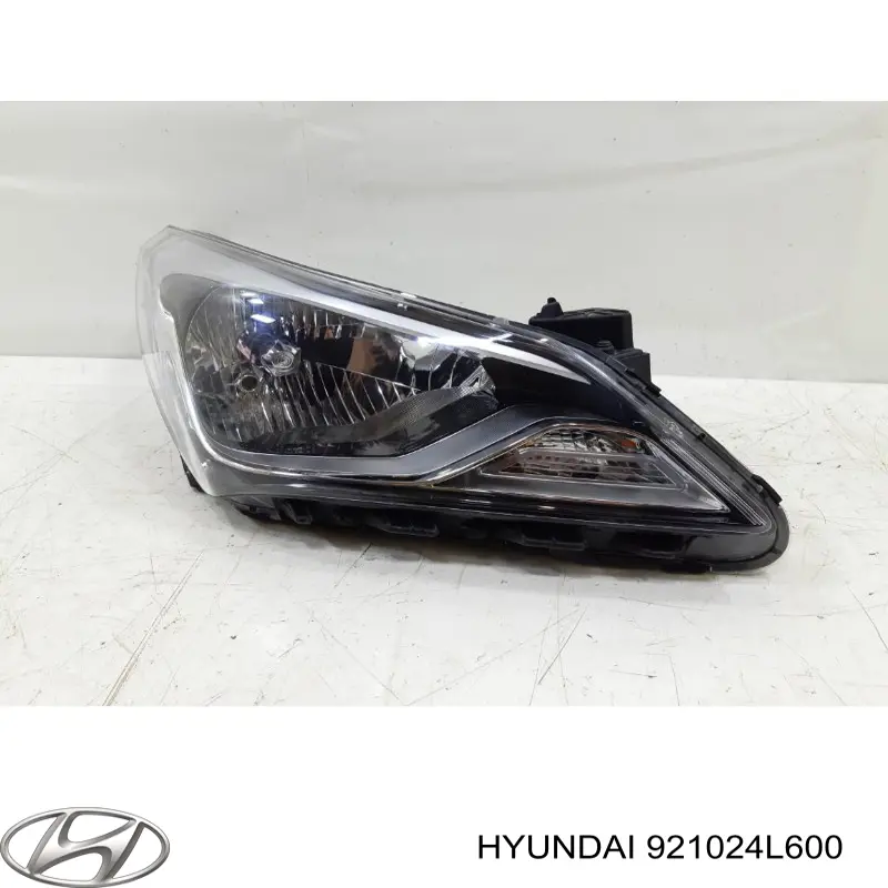 921024L600 Hyundai/Kia фара права