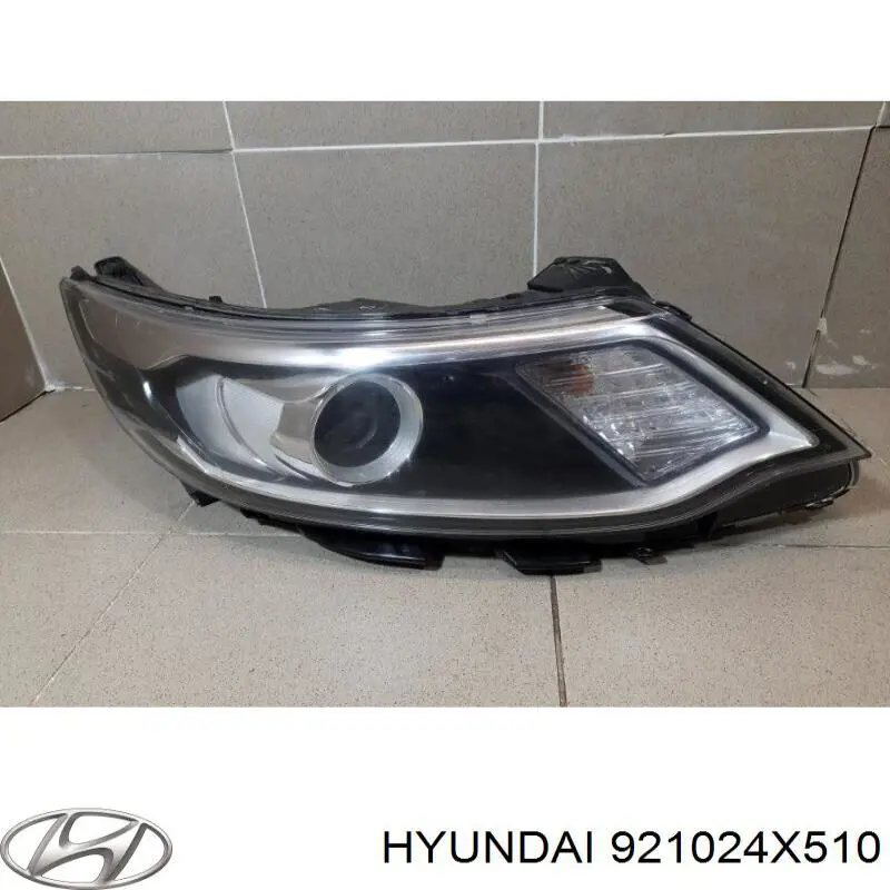 Фара права 921024X511 Hyundai/Kia