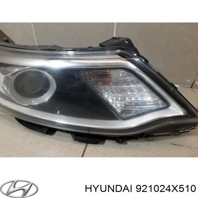 Фара права 921024X510 Hyundai/Kia