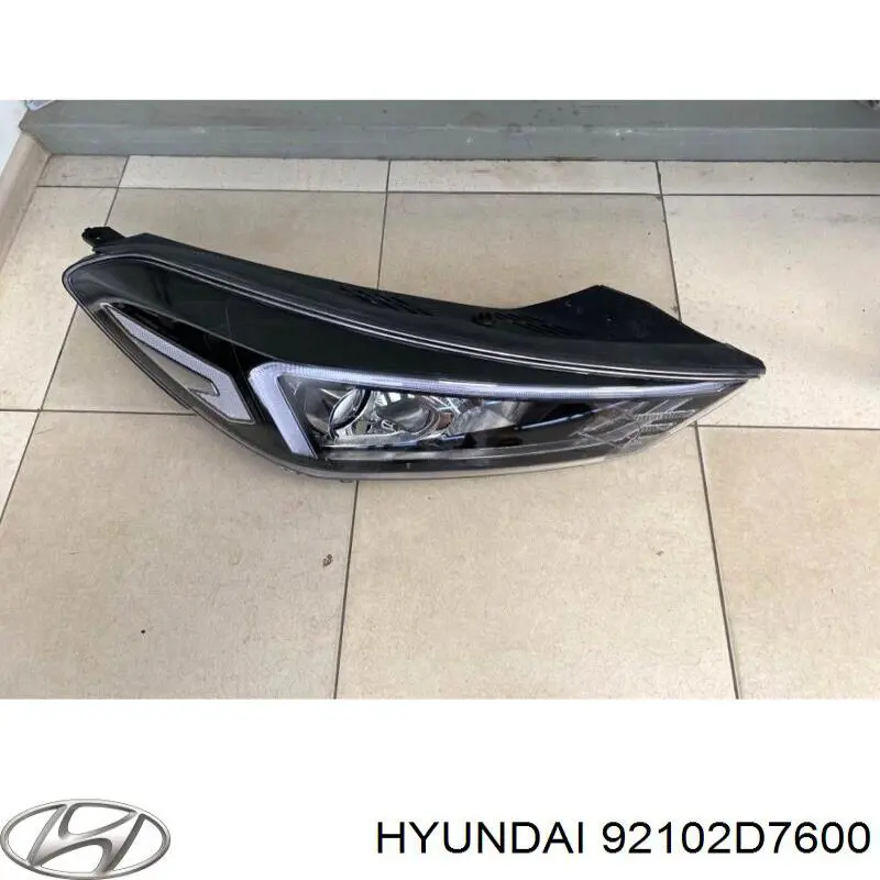92102D7600 Hyundai/Kia Основна фара - вставка