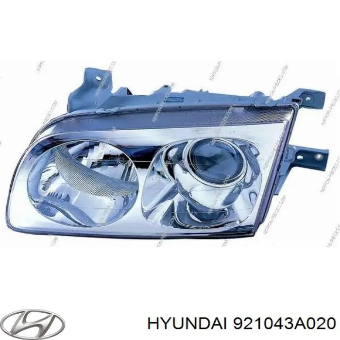 921043A020 Hyundai/Kia фара права