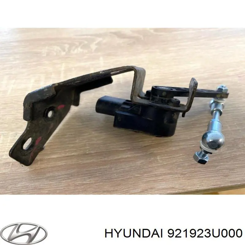  Hyundai/Kia 921923U000 ціна, від 56.37 USD