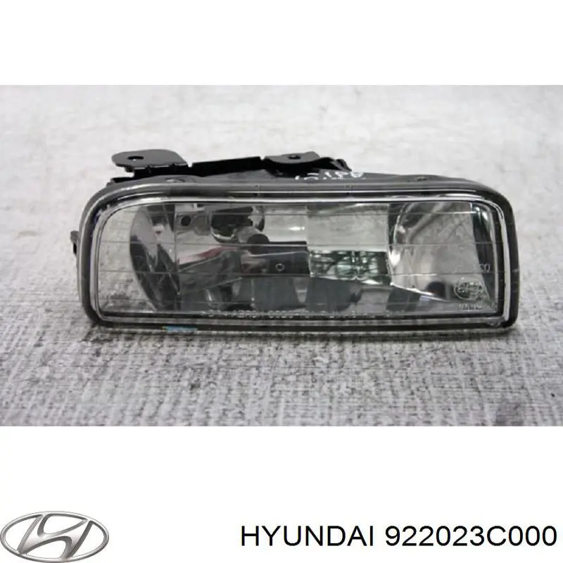 Туманка права Hyundai/Kia 922023C000 ціна, від 17.92 USD