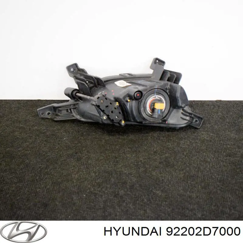 Туманка права Hyundai/Kia 92202D7000 ціна, від 40.25 USD