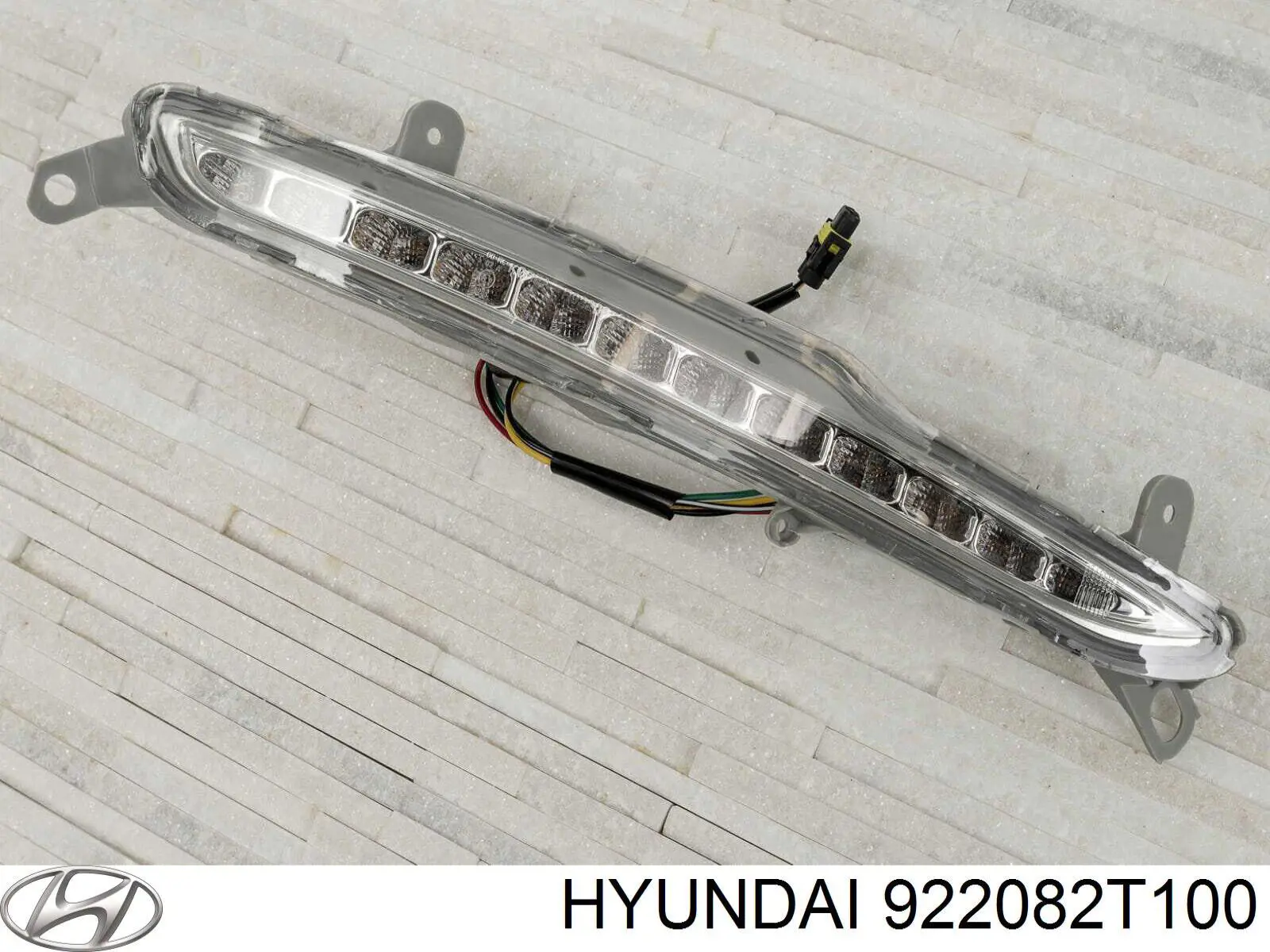 Фара денного світла, права Hyundai/Kia 922082T100 ціна, від 25.33 USD