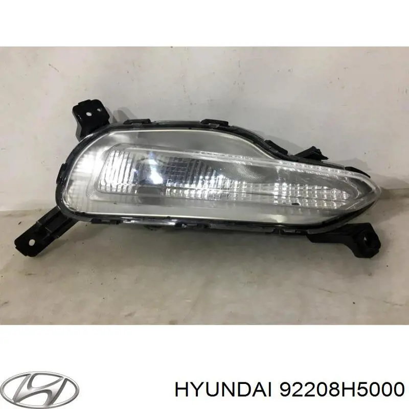 92208H5000 Hyundai/Kia Права протитуманні фари