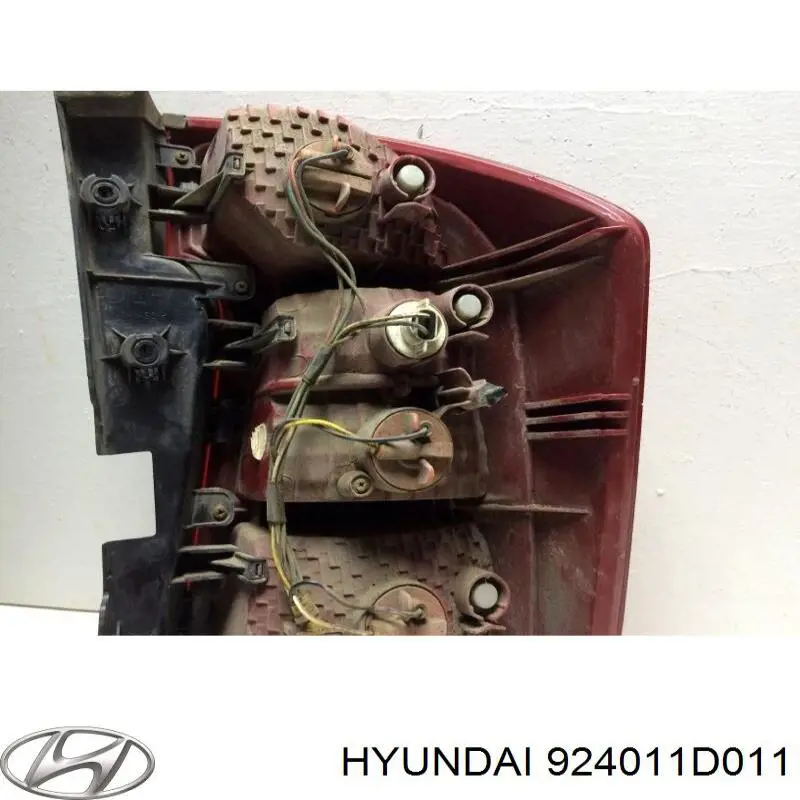 Ліхтар задній лівий Hyundai/Kia 924011D011 ціна, від 73.02 USD