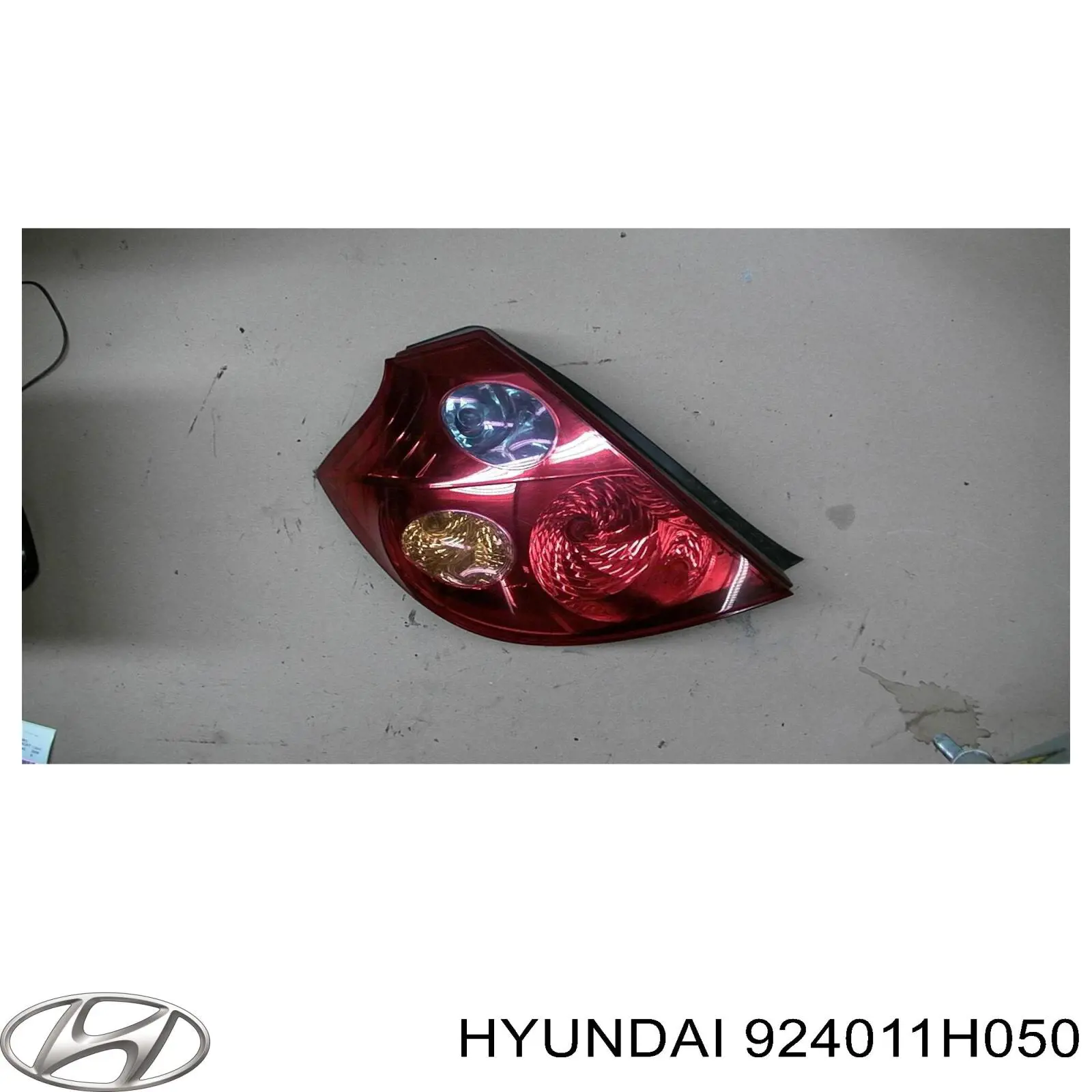 924011H050 Hyundai/Kia ліхтар задній лівий