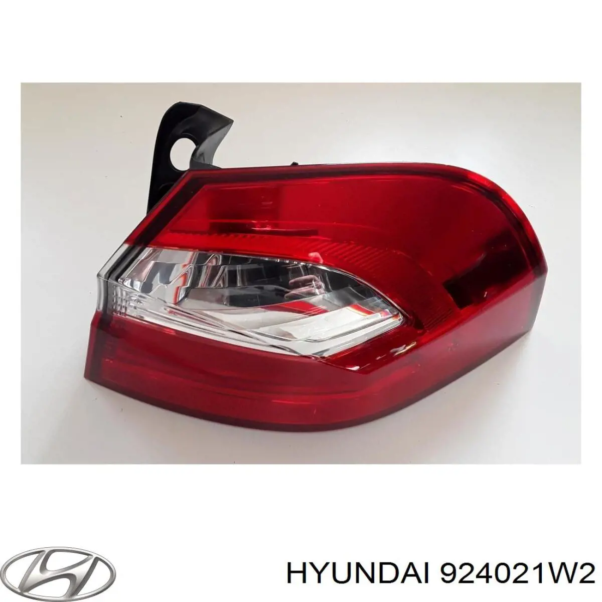 Ліхтар задній правий, зовнішній Hyundai/Kia 924021W210 ціна, від 73.42 USD