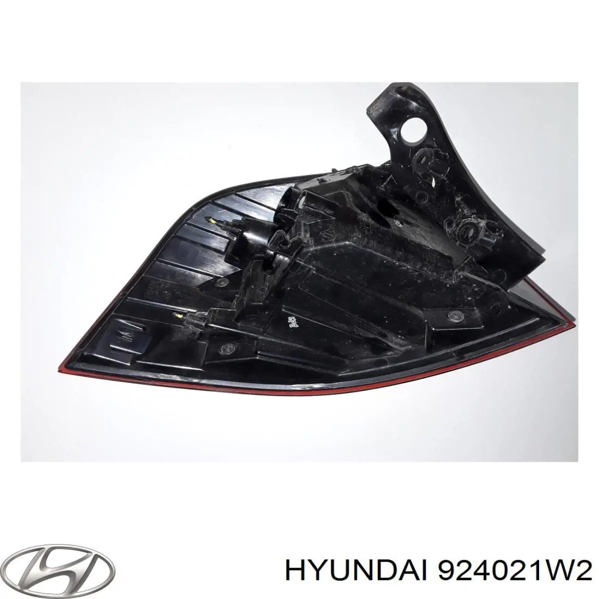Ліхтар задній правий, зовнішній Hyundai/Kia 924021W2 ціна, від 76.00 USD