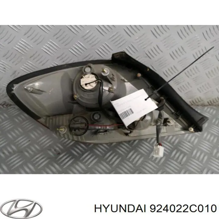 Ліхтар задній правий Hyundai Coupe (GK) (Хендай Купе)