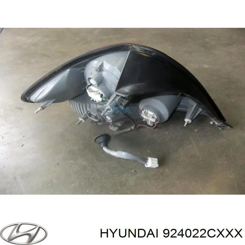 Купити 924022CXXX Hyundai/Kia Задня права фара