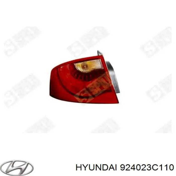 924023C110 Hyundai/Kia Фара задня права зовнішня