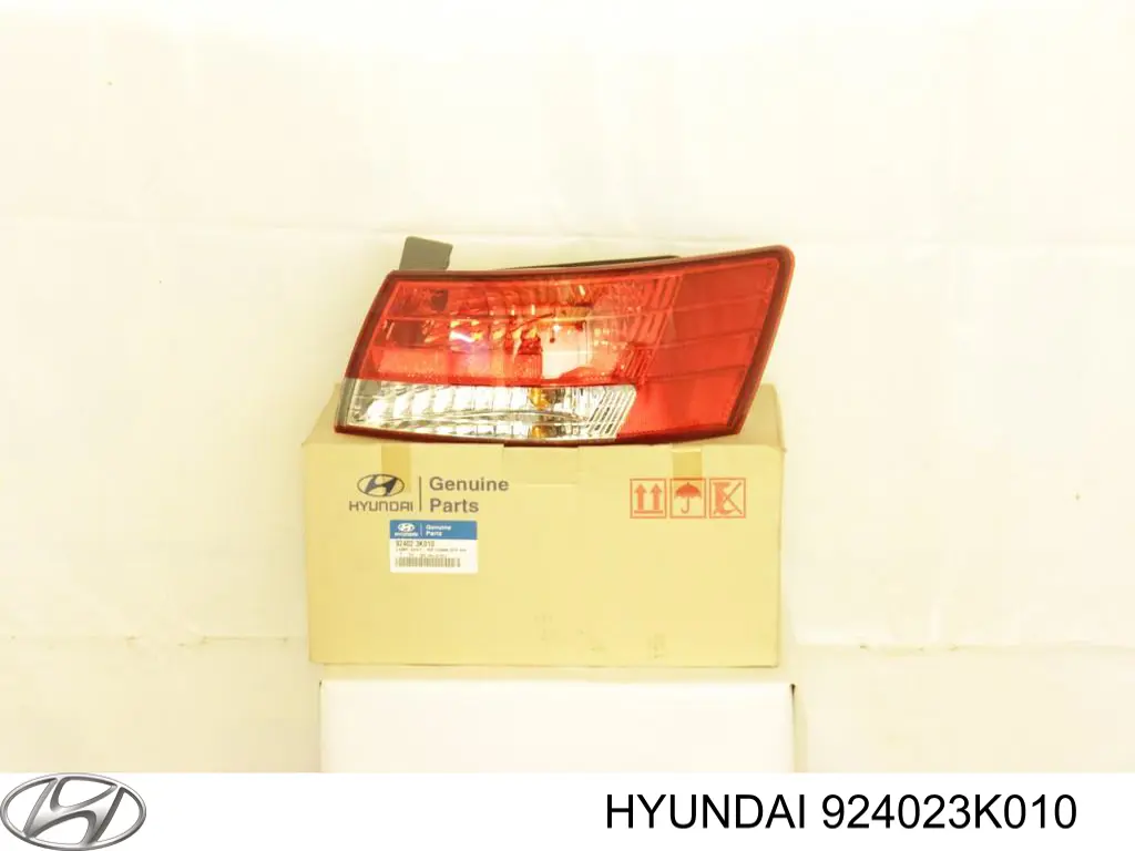 924023K010 Hyundai/Kia ліхтар задній правий, зовнішній