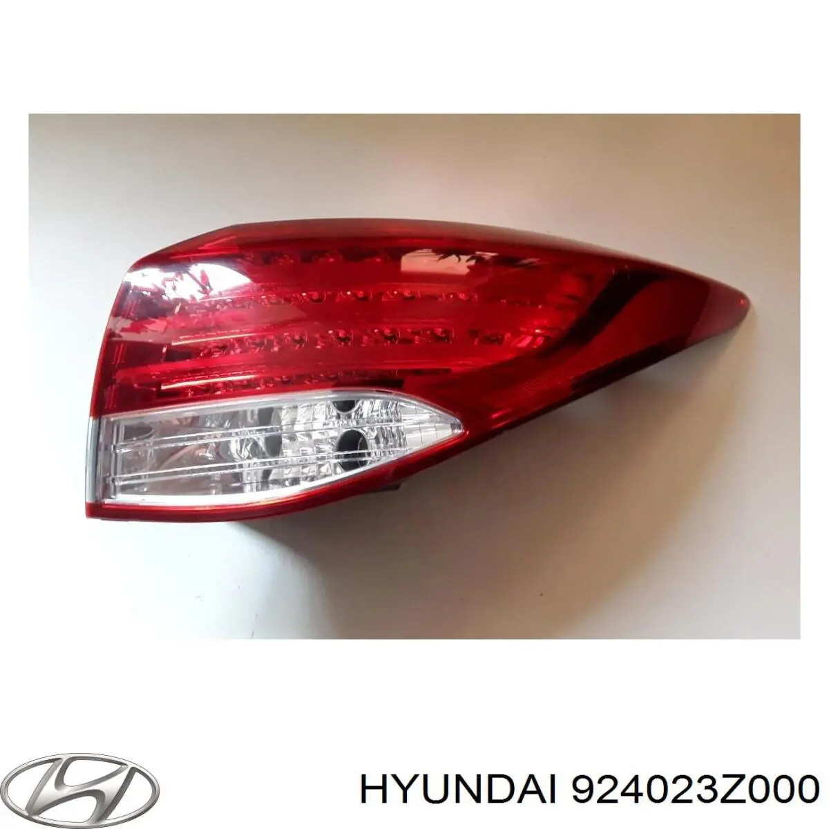 Фонарь на Hyundai I40 (VF)
