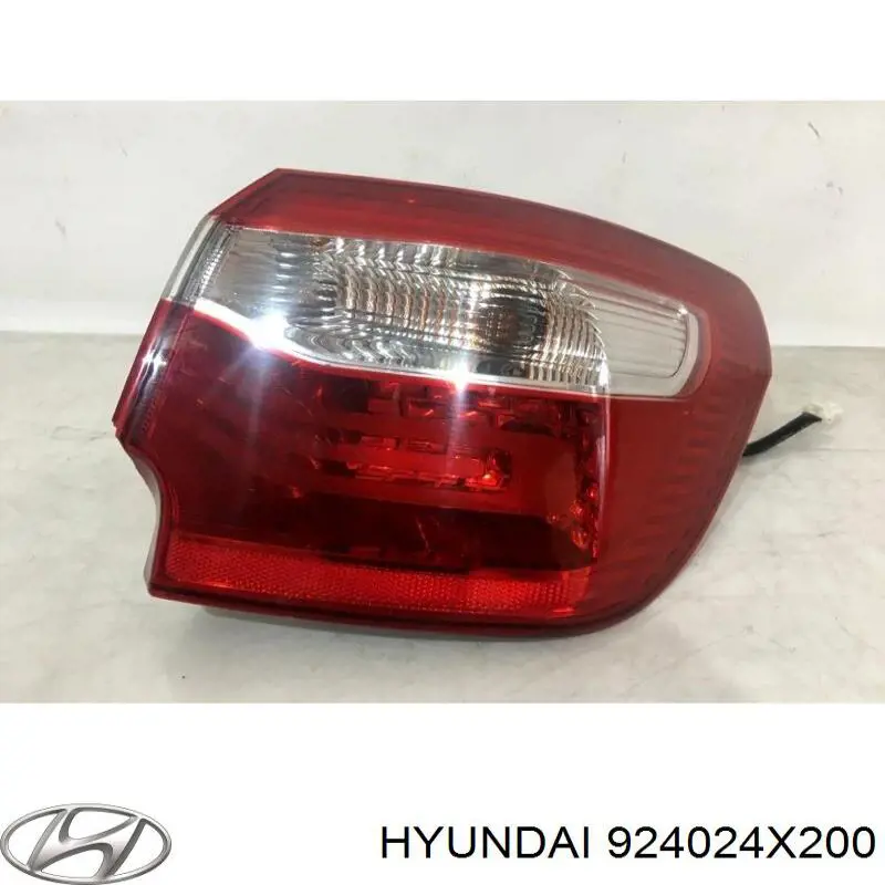 Ліхтар задній правий, зовнішній 924024X200 Hyundai/Kia