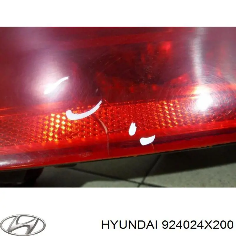 Купити 924024X200 Hyundai/Kia Стоп задній