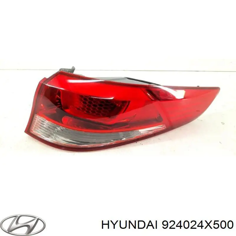 924024X500 Hyundai/Kia Задній правий зовнішній ліхтар