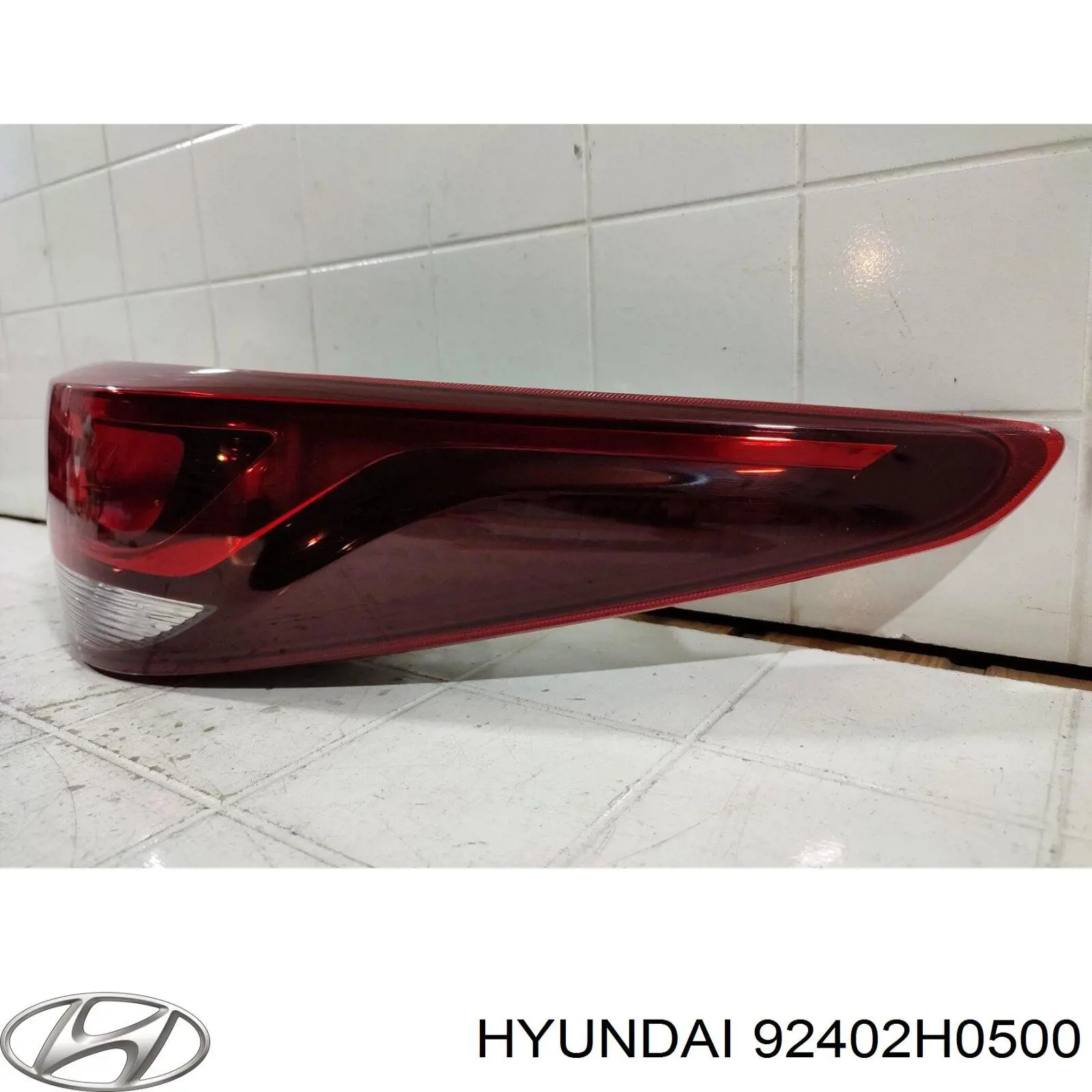  Hyundai/Kia 92402H0500 ціна, від 226.24 USD