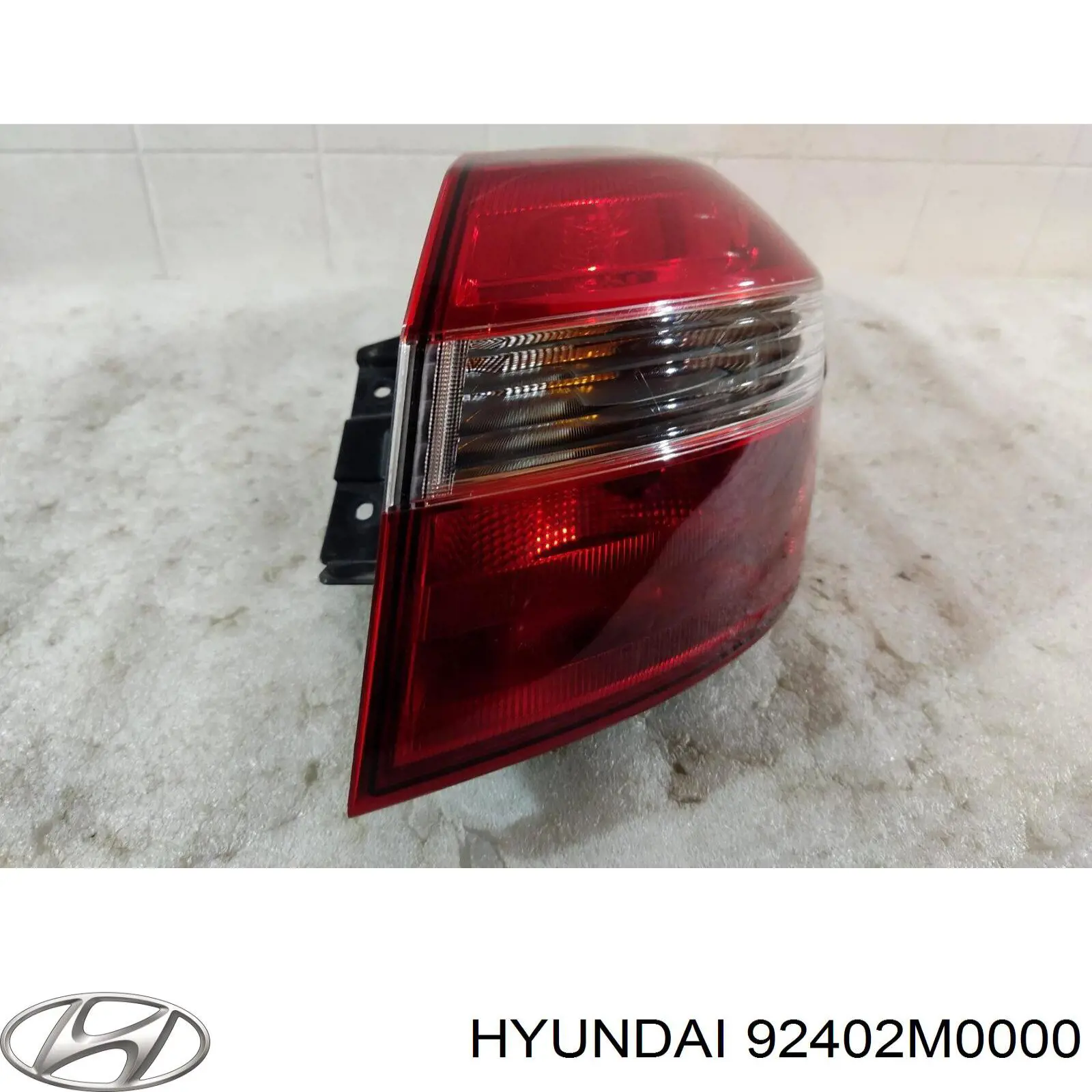 92402M0000 Hyundai/Kia Задній правий зовнішній ліхтар