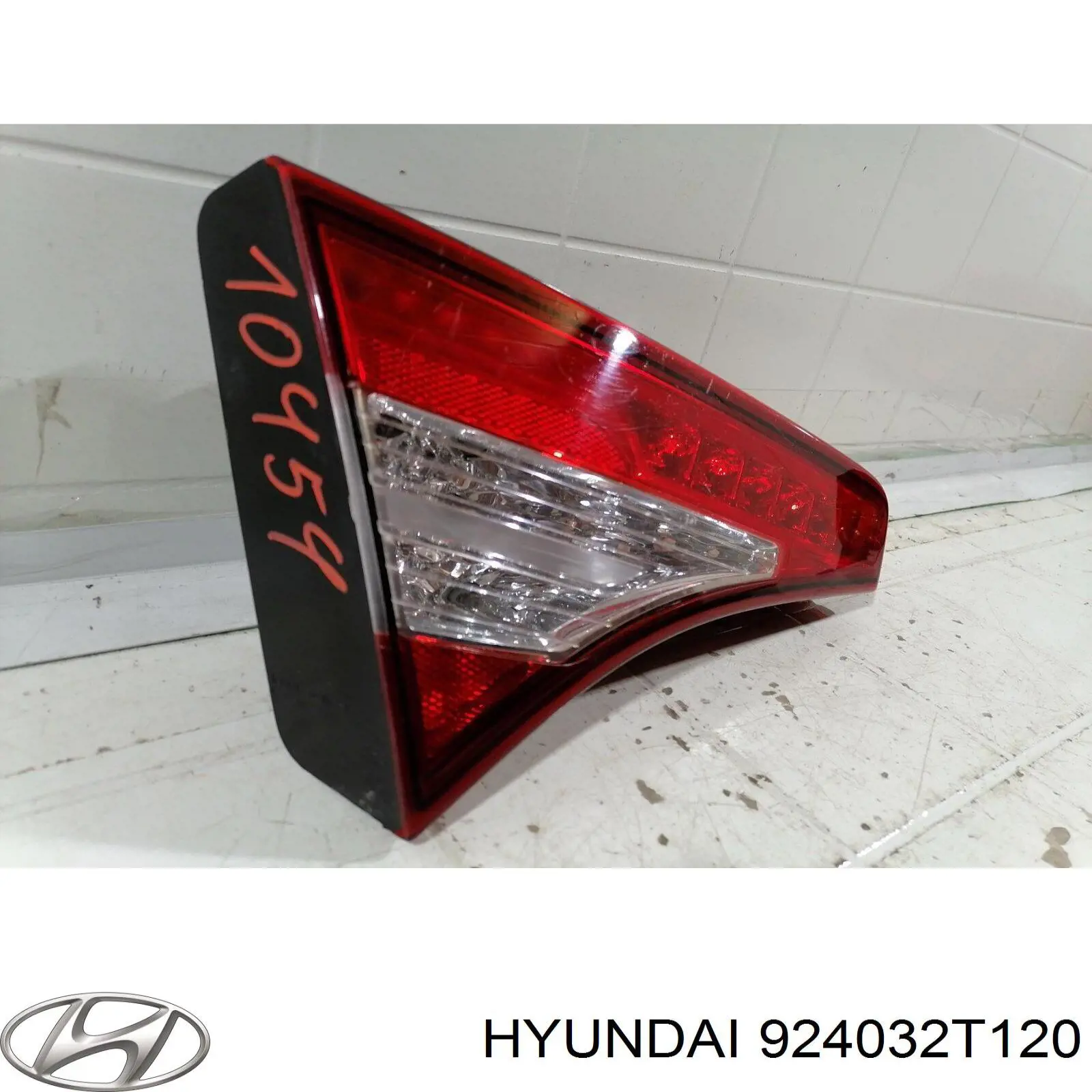 Стоп задній Hyundai/Kia 924032T120 ціна, від 63.35 USD