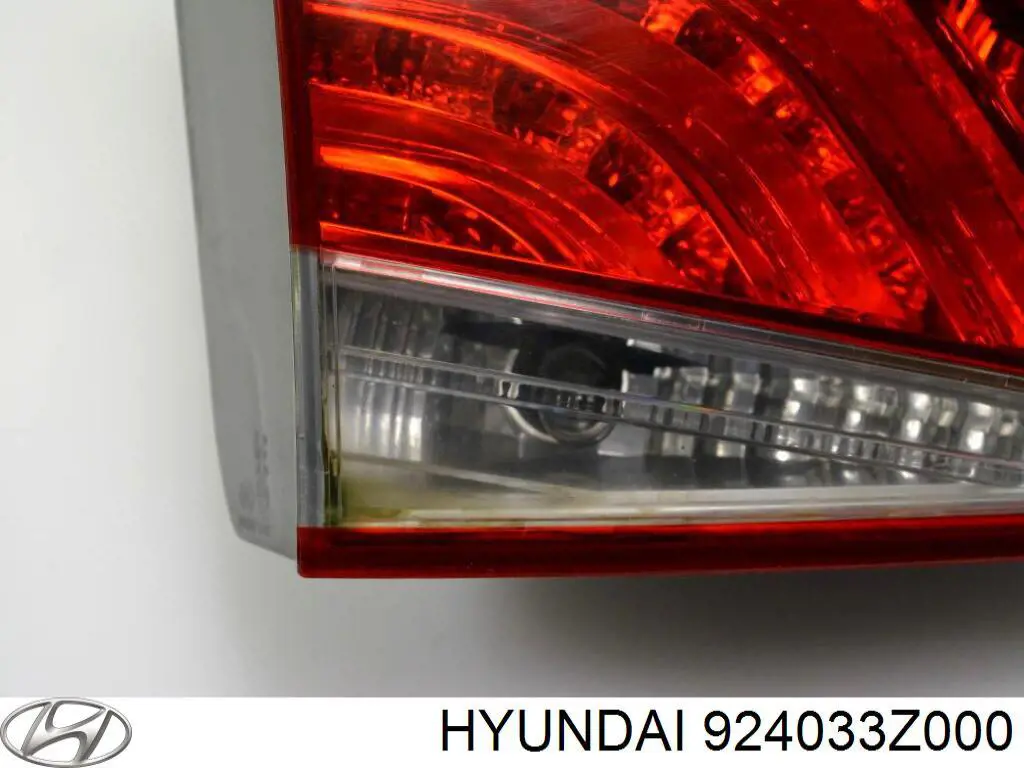 Ліхтар задній лівий, внутрішній на Hyundai I40 (VF)