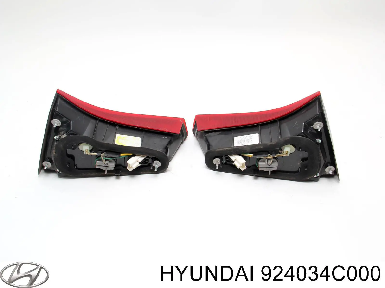 Стоп задній Hyundai/Kia 924034U010 ціна, від 13.95 USD
