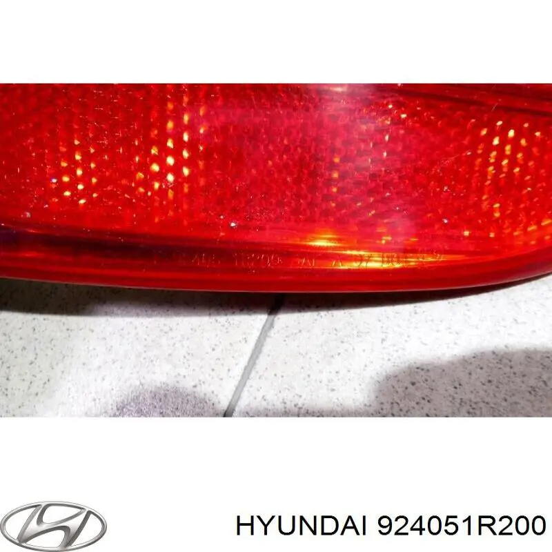 924051R200 Hyundai/Kia катафот (відбивач заднього бампера, лівий)