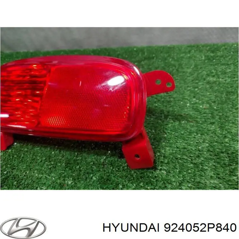 Фара протитуманна задня, ліва 924052P840 Hyundai/Kia