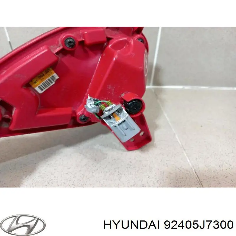 92405J7300 Hyundai/Kia Протівотуманнка задня, ліва
