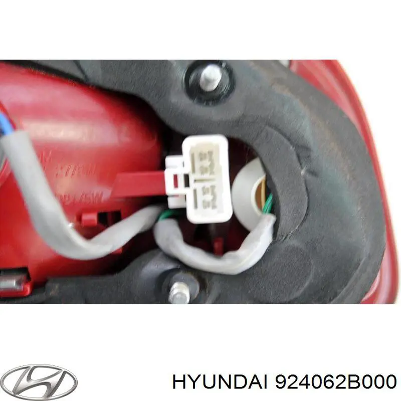 Купити 924062B000 Hyundai/Kia Ліхтар задній внутрішній правий