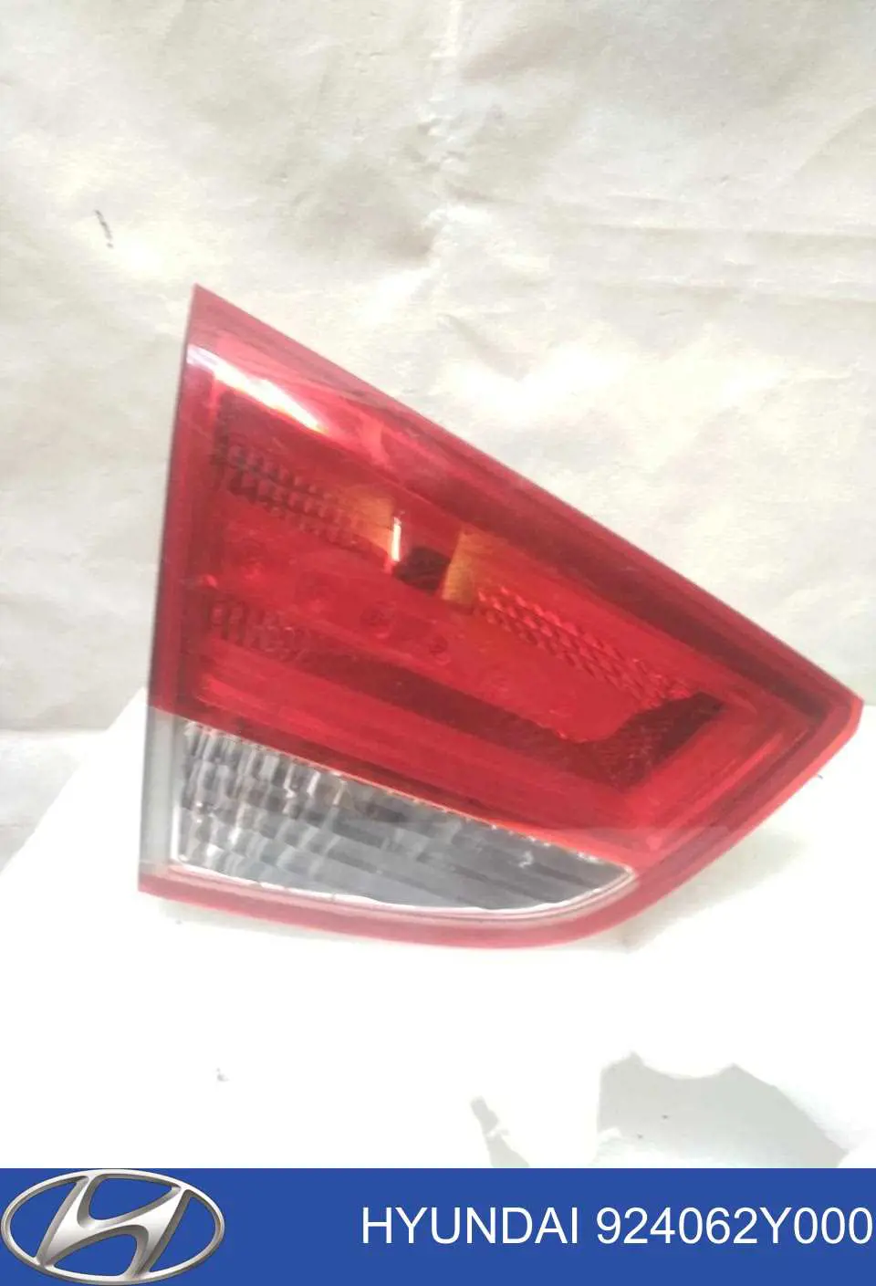 Стоп задній Hyundai/Kia 924062Y000 ціна, від 31.66 USD