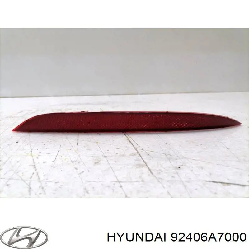 Катафот (відбивач) заднього бампера, правий 92406A7000 Hyundai/Kia