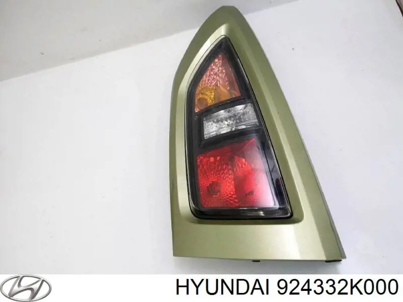 924332K000 Hyundai/Kia Облицювання ліхтаря заднього, лівого