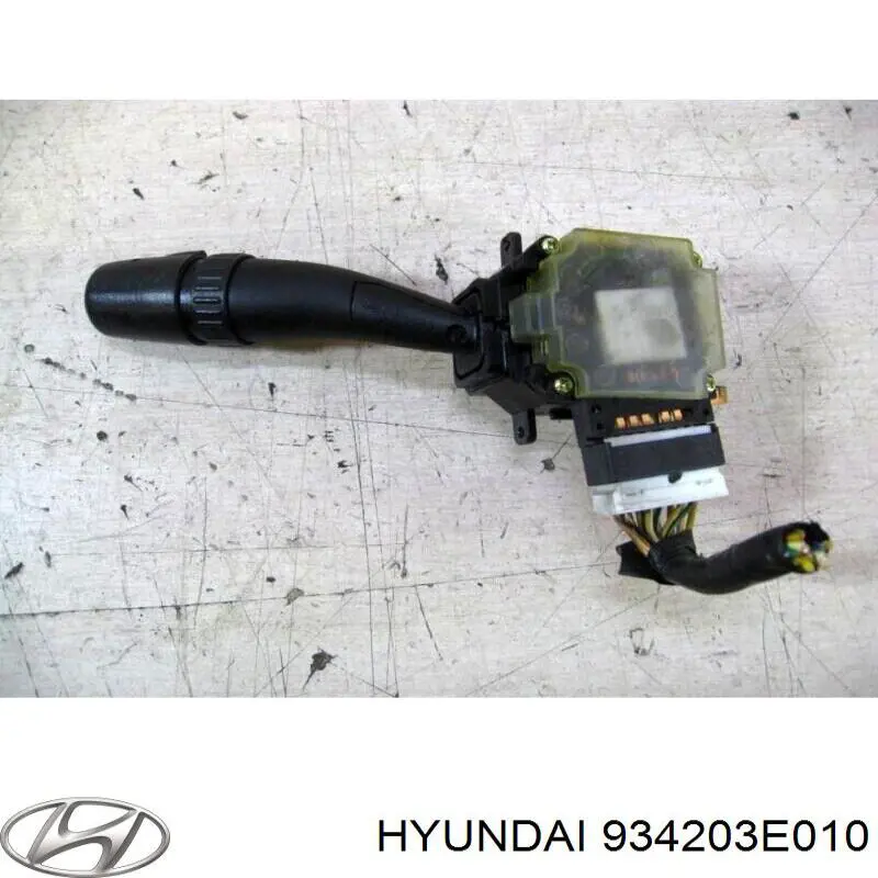934203E010 Hyundai/Kia Перемикач підрульовий, правий