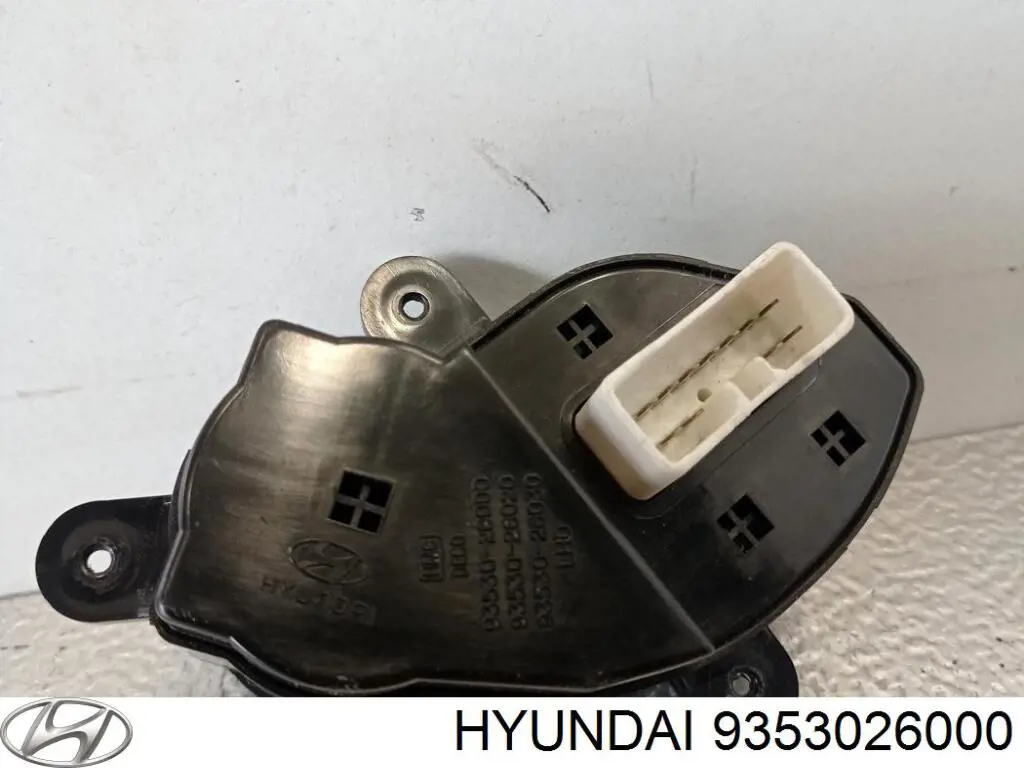 Блок управління дзеркалами заднього виду Hyundai/Kia 9353026000 ціна, від 3.80 USD