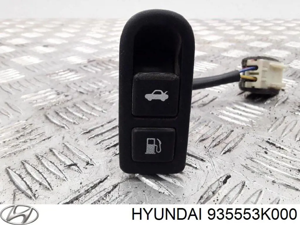 935553K000 Hyundai/Kia Кнопка відкриття лючка бензобака