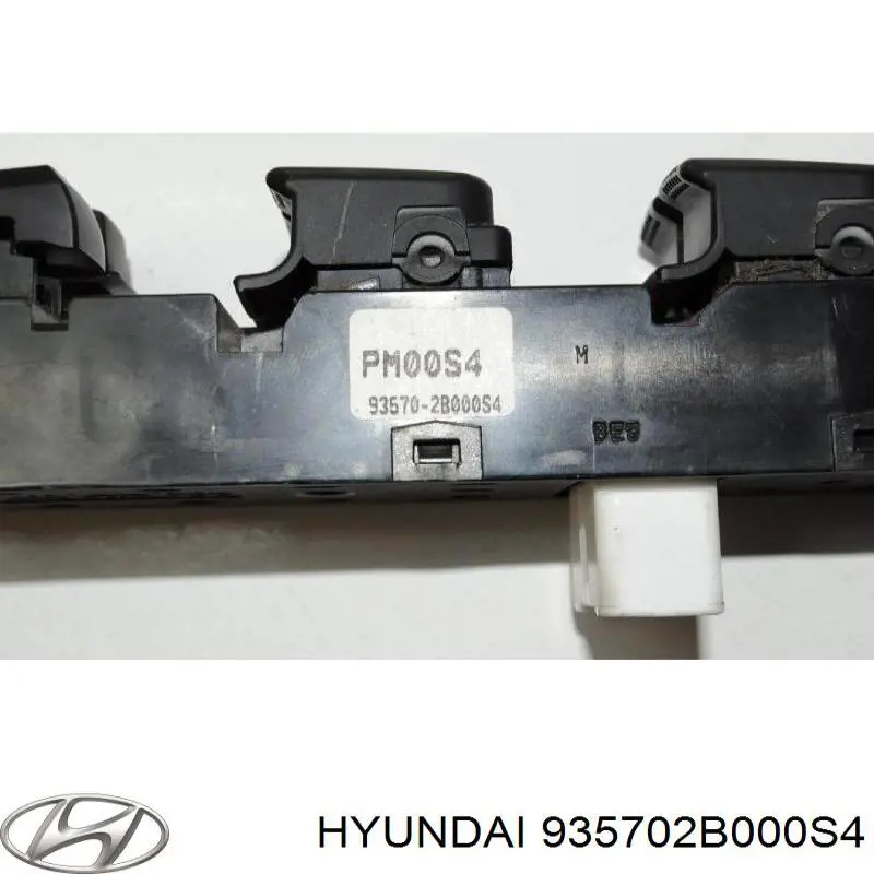 935702B000S4 Hyundai/Kia Кнопки переднього лівого склопід'ємника