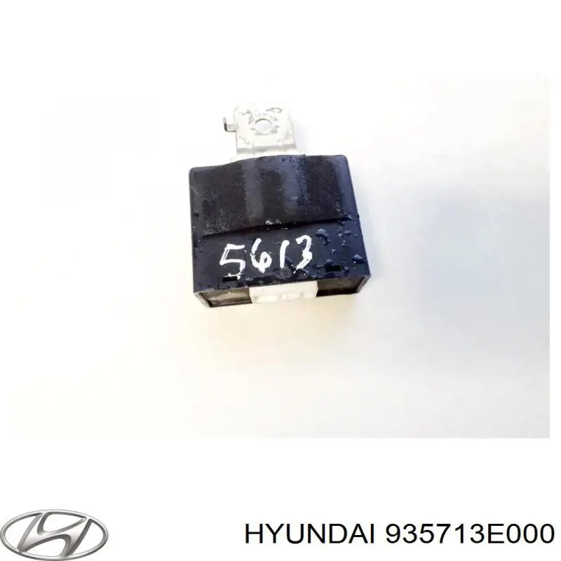 Блок управління дзеркалами заднього виду Hyundai/Kia 935713E000 ціна, від 3.80 USD