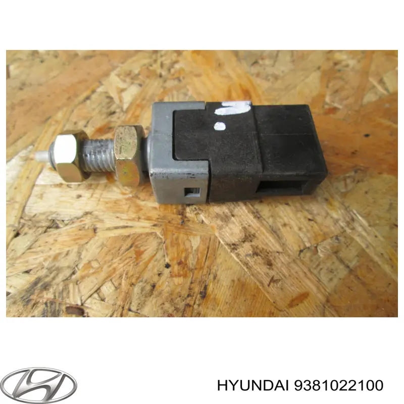 9381022100 Hyundai/Kia датчик включення стопсигналу