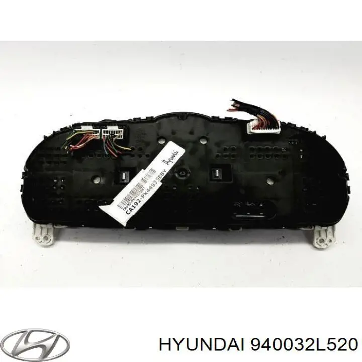 Щиток приладів додатковий Hyundai/Kia 940032L520 ціна, від 28.52 USD