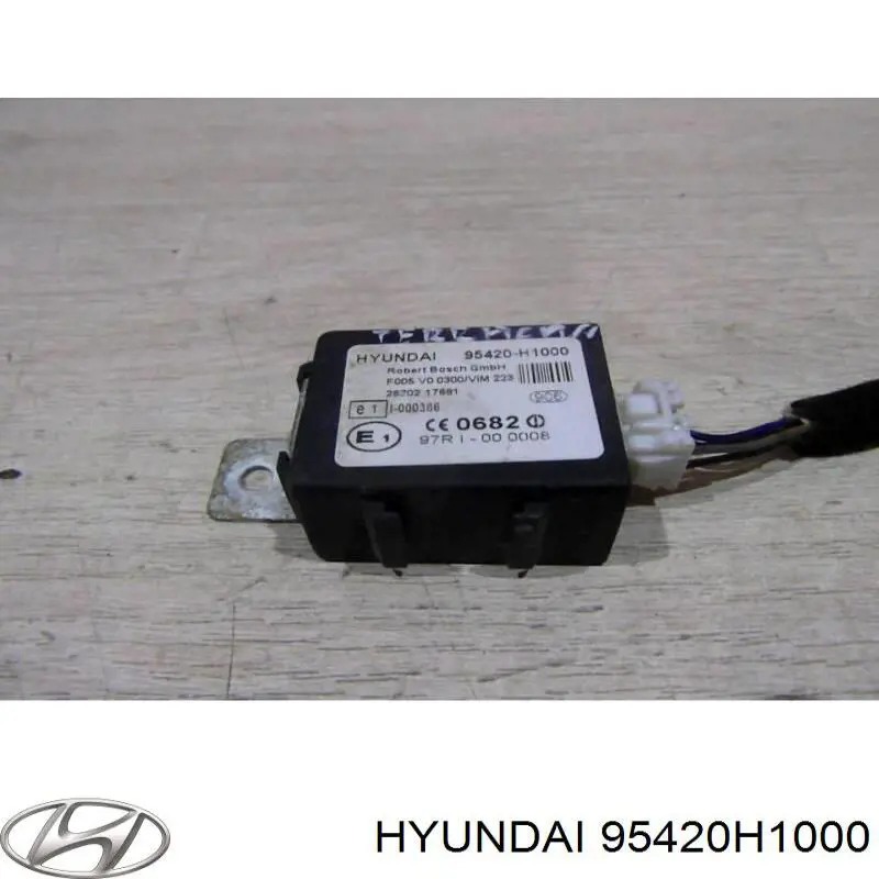 Модуль управління (ЕБУ) іммобілайзеру на Hyundai Grandeur (TG)