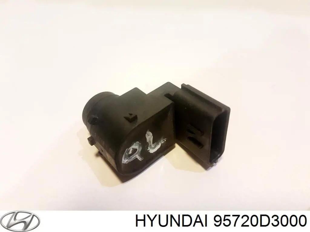 Купити 95720D3000 Hyundai/Kia Датчик сигналізації паркування (парктронік), передній